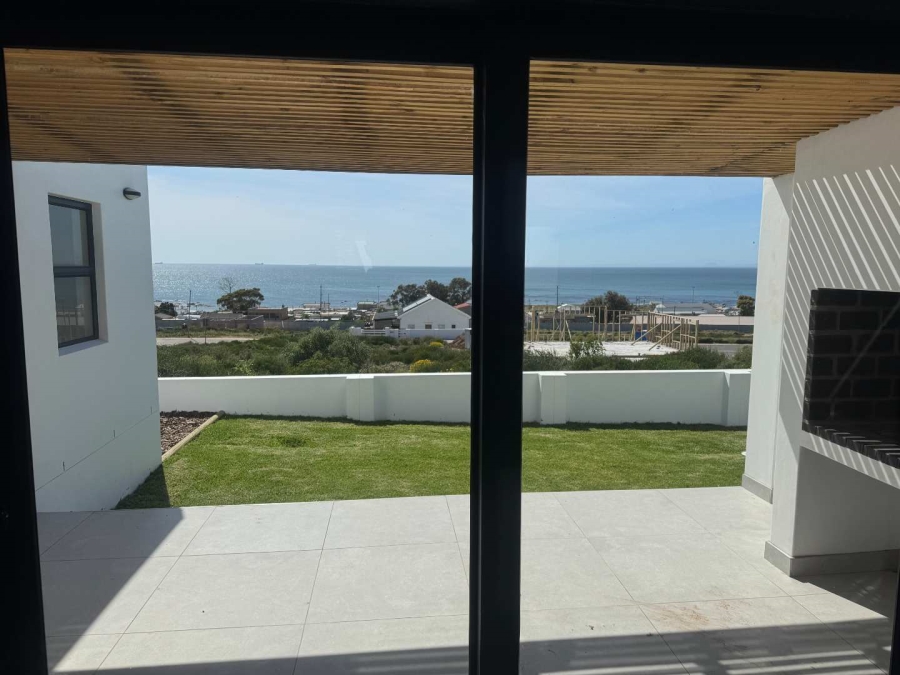 2 Bedroom Property for Sale in St Helena Bay Western Cape